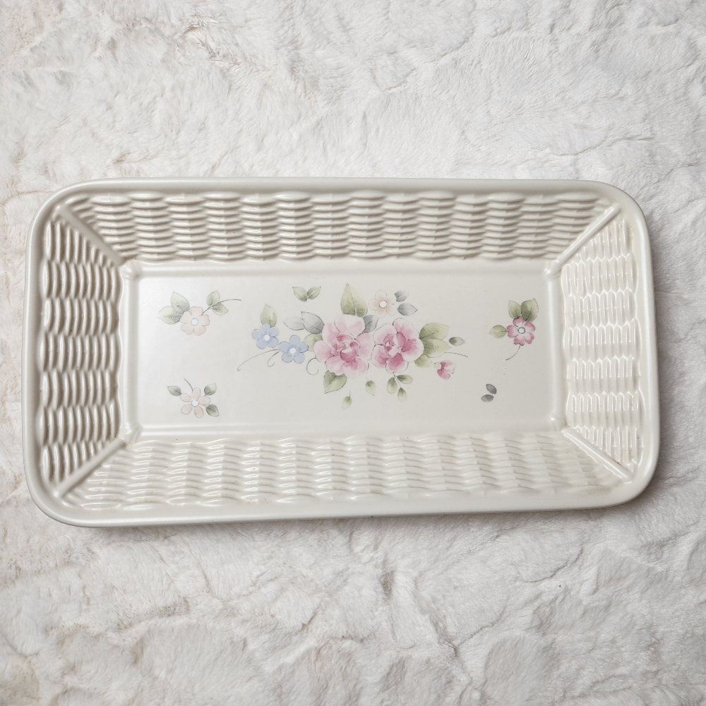 Pfaltzgraff "Tea Rose" Basket Weave Bread Platter / Serving Tray